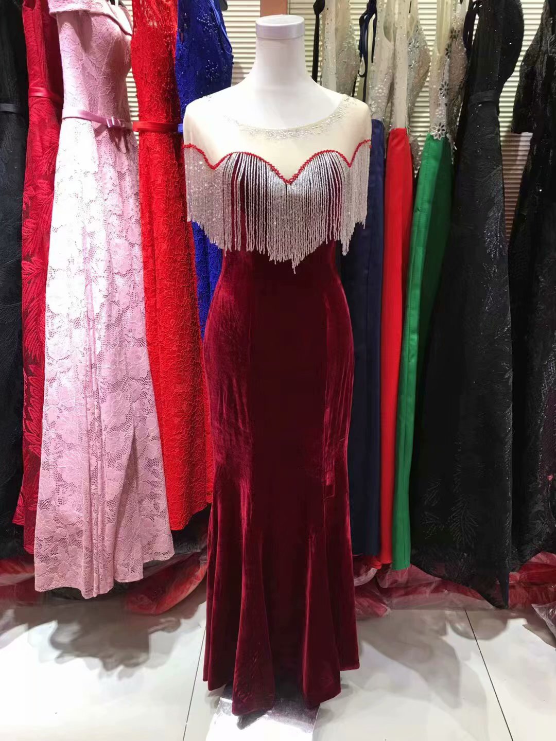大合唱服裝