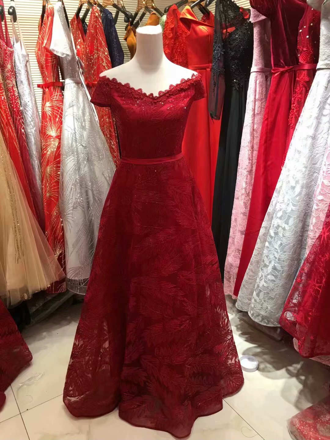 大合唱服裝