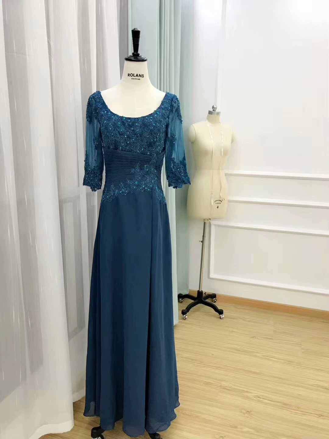 大合唱服裝