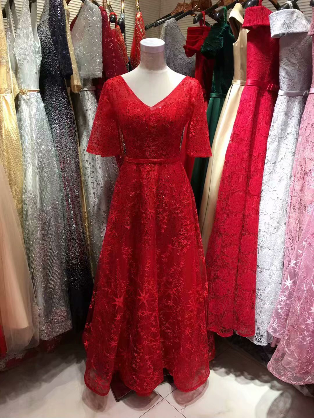 大合唱服裝