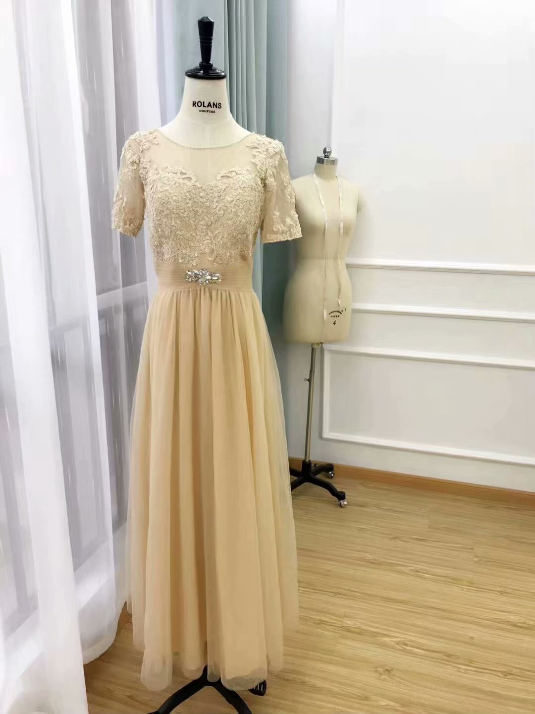大合唱服裝