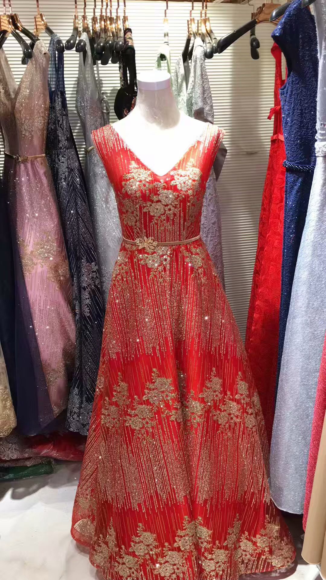 大合唱服裝