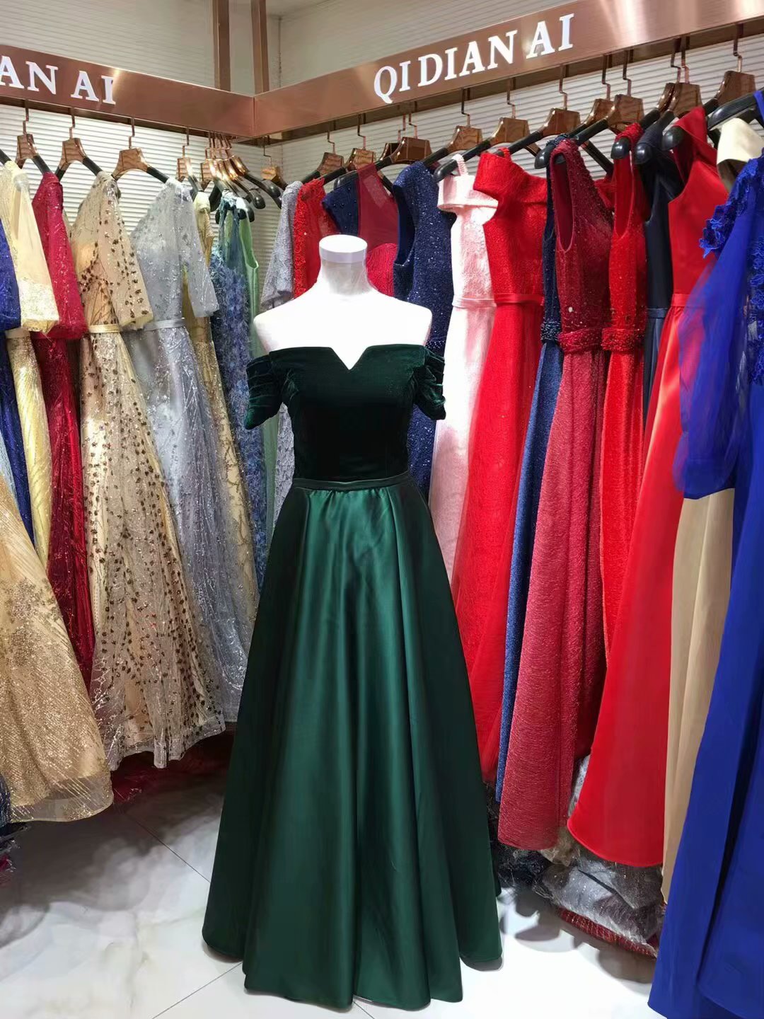 大合唱服裝