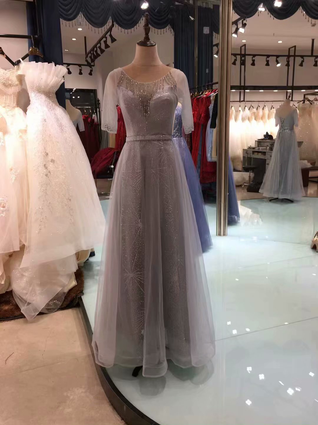 大合唱服裝