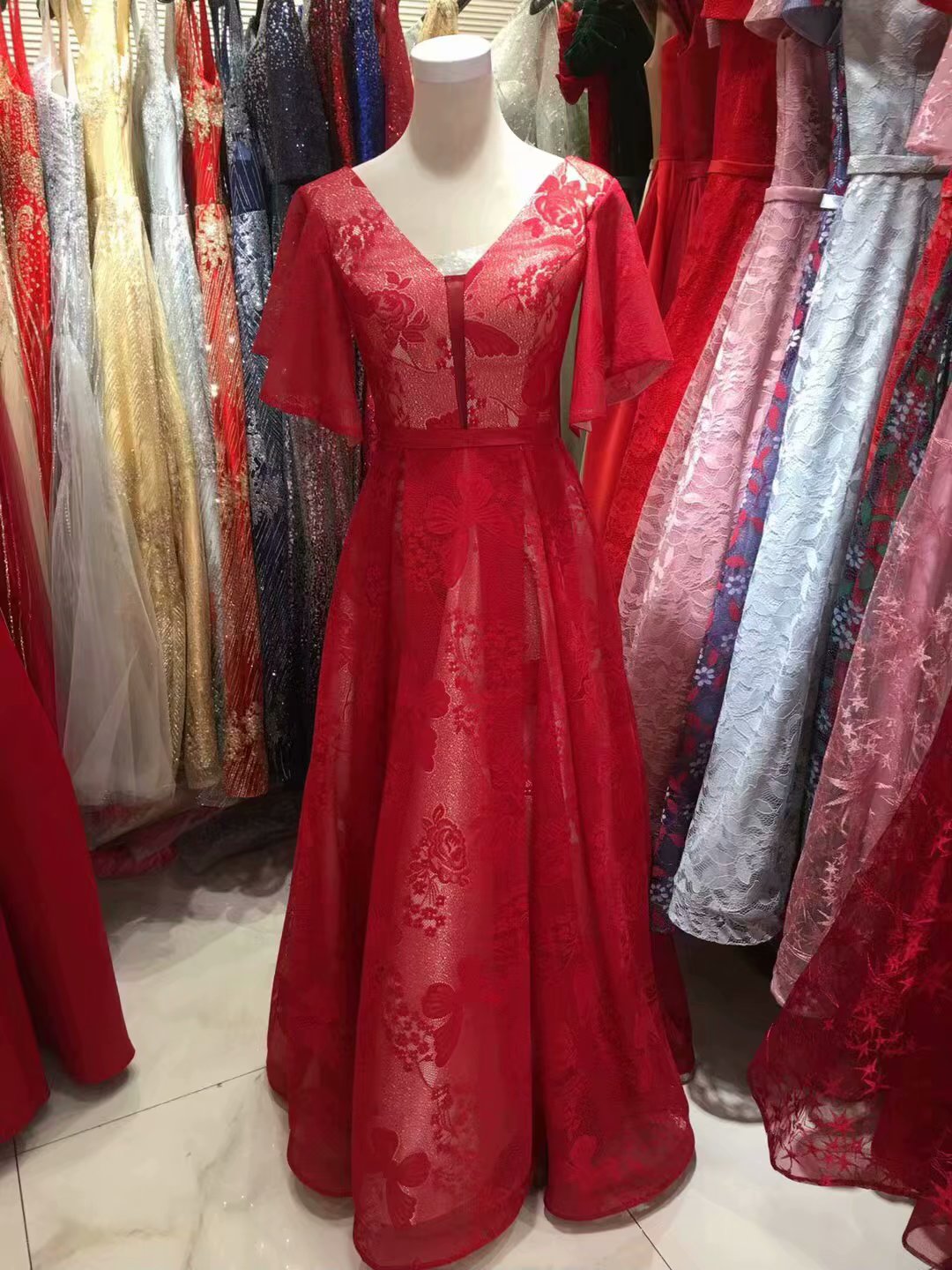 大合唱服裝