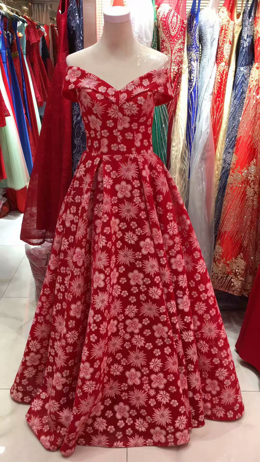 大合唱服裝