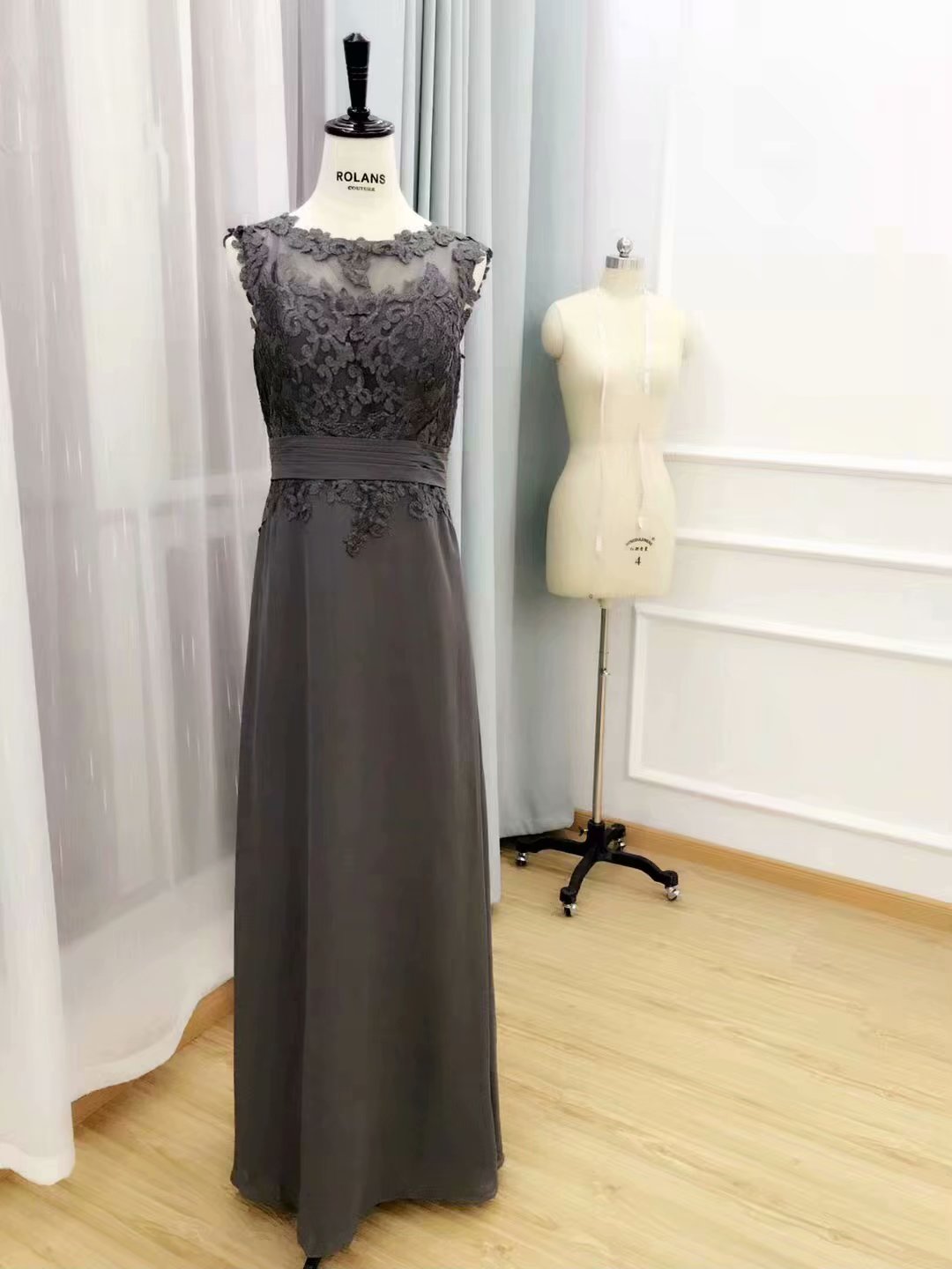 大合唱服裝