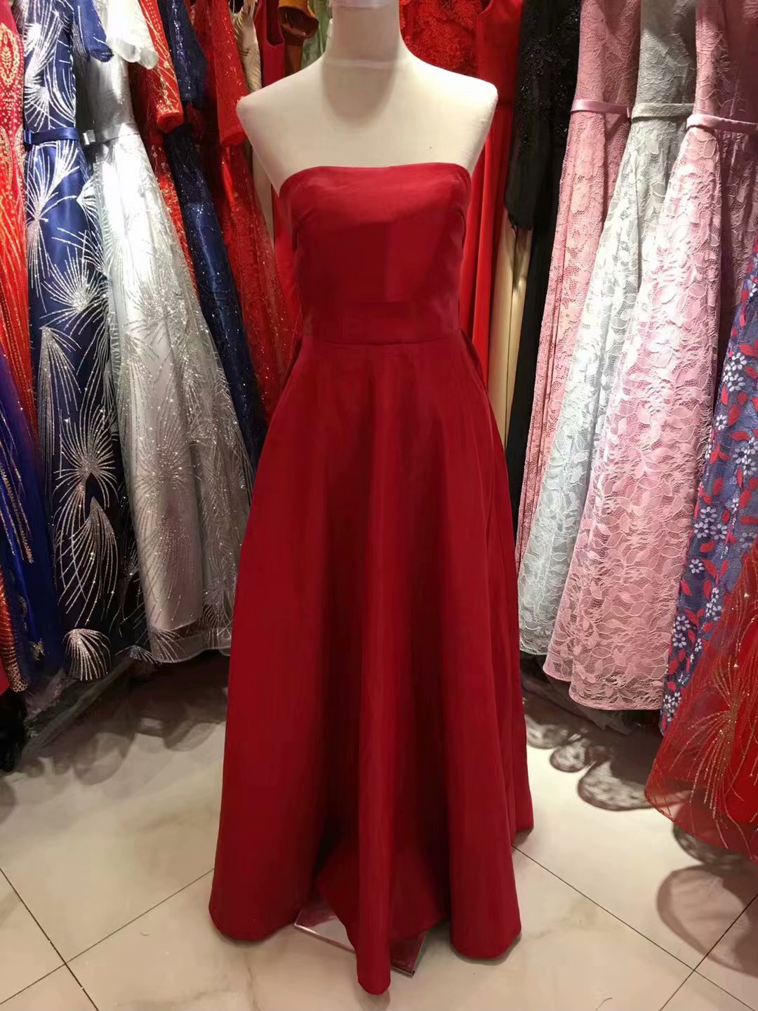 大合唱服裝