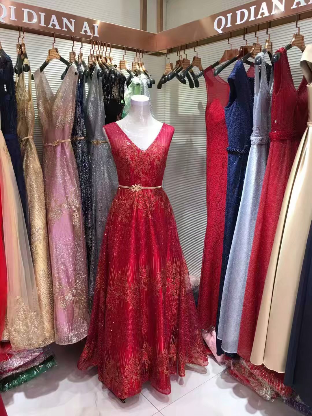 大合唱服裝