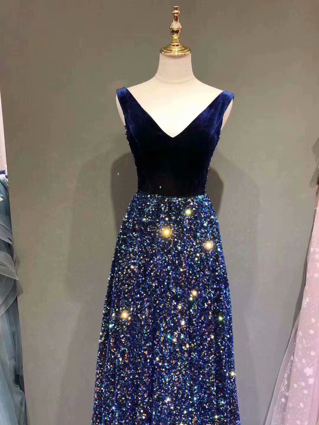 大合唱服裝
