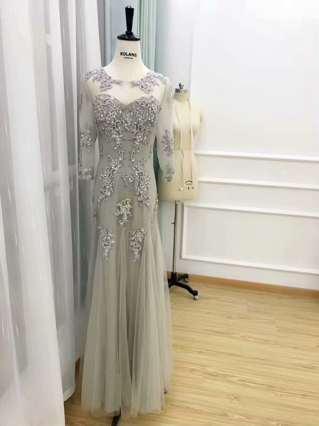 大合唱服裝